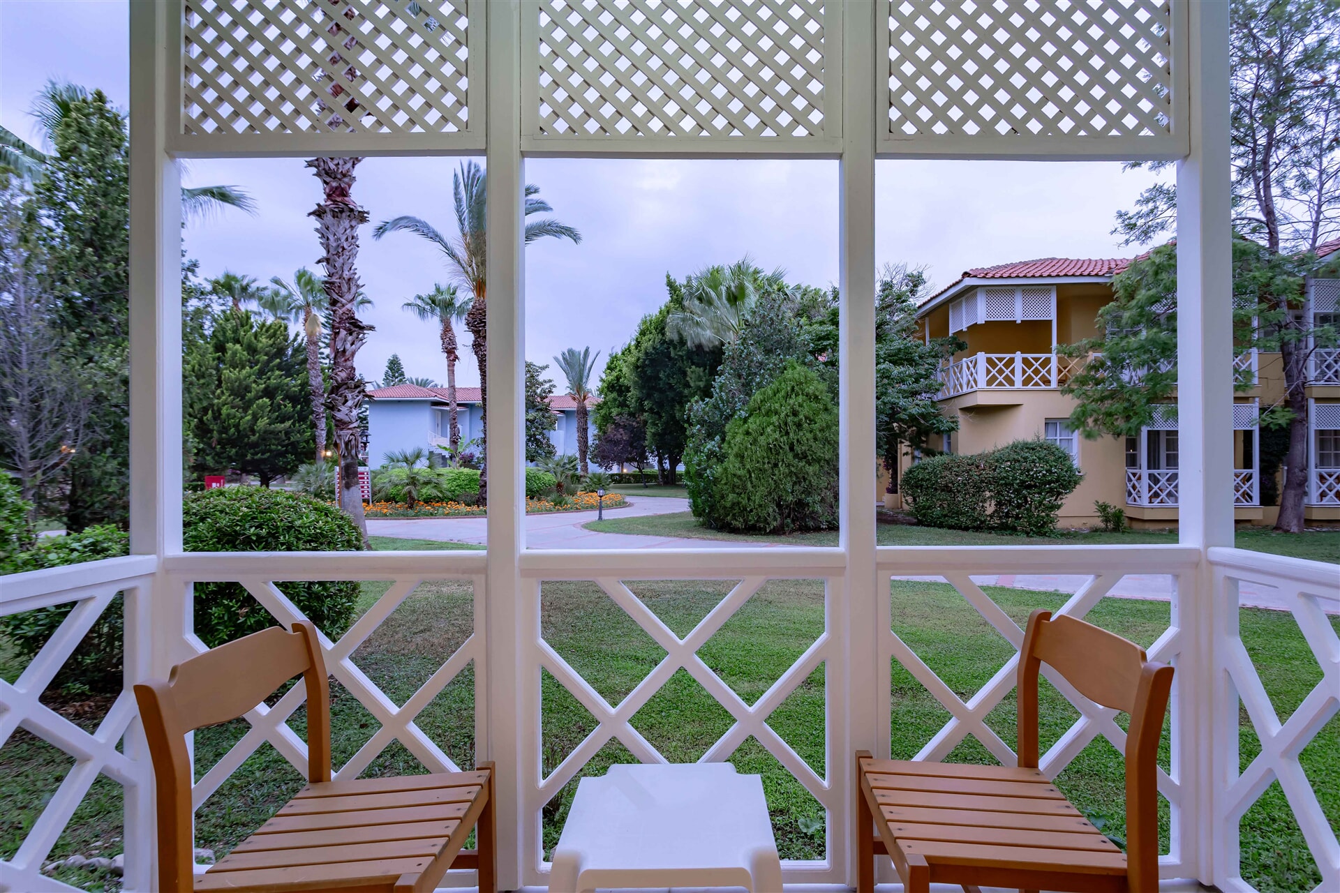 EUPHORIA PALM BEACH RESORT – Superior Club Room